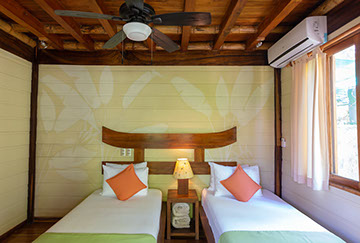 POOL SIDE VILLA TWIN BEDROOM PRANAMAR SANTA TERESA COSTA RICA