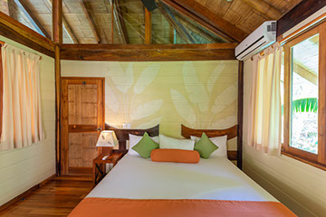 POOL SIDE VILLA TWIN OR KING BEDROOM PRANAMAR SANTA TERESA COSTA RICA